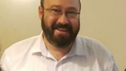 הרב אחיעד אטינגר בן להורים - חדשות בפתח תקווה