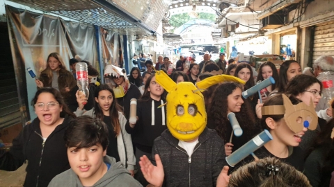 שמח בשוק בפתח תקווה: - קהילות בפתח תקווה