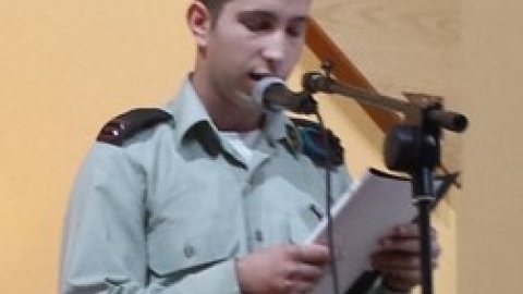 עשרות חיילים ובני נוער בטקסי - קהילות בפתח תקווה