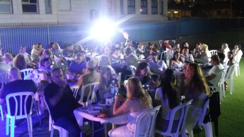 חגיגת שבועות שמחה של שכונת - קהילות בפתח תקווה