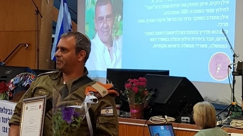 אילן קרני תושב פתח תקווה זכה - קהילות בפתח תקווה