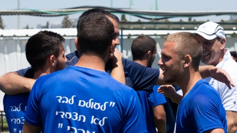 אופיר לוזון מנהל מח' הנוער - ספורט בפתח תקווה