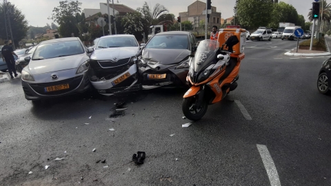 4 פצועים בתאונת דרכים במעורבות - חדשות בפתח תקווה