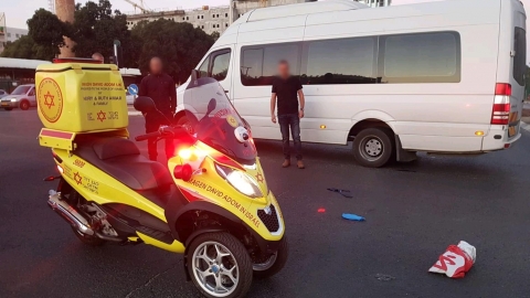 הולך רגל בן 70 נפגע - חדשות בפתח תקווה