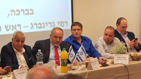 ח"כ ליברמן דחה את הניסיונות - חדשות בפתח תקווה