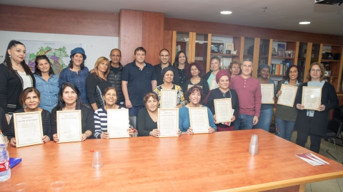 הוענקו תעודות הוקרה לסייעות הגנים - חינוך בפתח תקווה