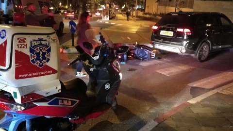 רוכב אופנוע נפצע בתאונת דרכים - חדשות בפתח תקווה