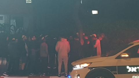 עשרות מתפללים ממתחם הקטורת הפגינו - חדשות בפתח תקווה