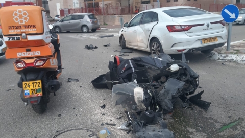 רוכב אופנוע נפצע בינוני מפגיעת - חדשות בפתח תקווה