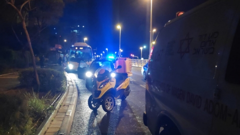 אלמוני ריסס גז מדמיע לתוך - חדשות בפתח תקווה