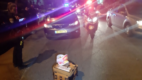 הולך רגל נפגע מרכב ברחוב - חדשות בפתח תקווה