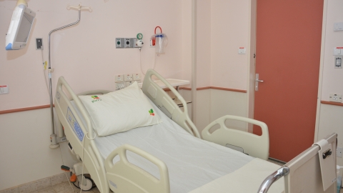 בבילינסון מאושפז חולה קורונה במצב - חדשות בפתח תקווה