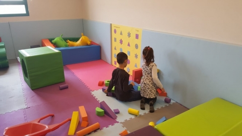 הפגנה וזעם  בקרב הורים - חינוך בפתח תקווה