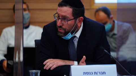 ח"כ ברוכי והורה לתלמידות - חדשות בפתח תקווה