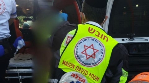 חשד: גבר נפצע מפיצוץ במהלך - חדשות בפתח תקווה