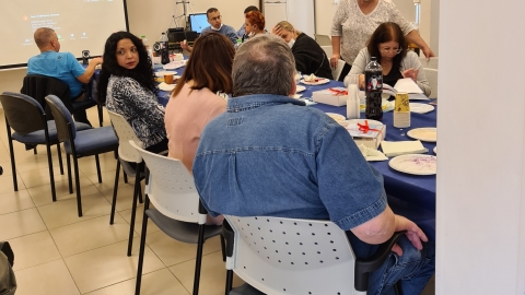 גיורא נחום בטקס הרמת כוסית - חדשות בפתח תקווה