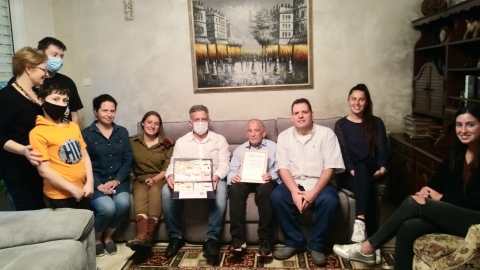 זורעים תקווה וחיבור לזיכרונות של - קהילות בפתח תקווה