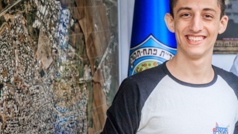 היום, גרינברג פינה מקומו ליו"ר - חינוך בפתח תקווה
