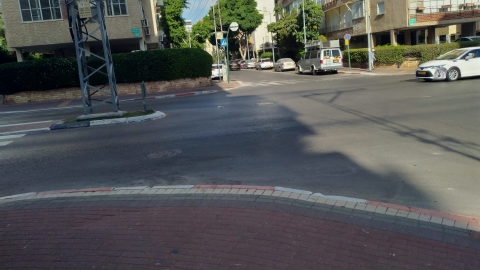 תאונת דרכים שלישית בחצי שנה: - תחבורה בפתח תקווה