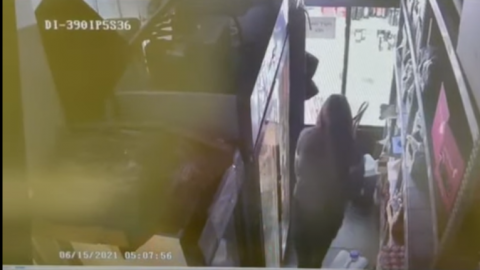 התחזה לעובד במסעדה בפתח תקווה - חדשות בפתח תקווה