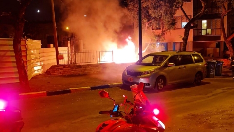 רכב עלה באש ברח' כץ - חדשות בפתח תקווה