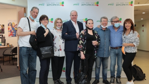 התחסנו בחיסון ה-3 ולא עשו - בריאות בפתח תקווה