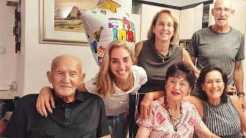השופט ואיש הציבור יצחק ברא"ז - חדשות בפתח תקווה