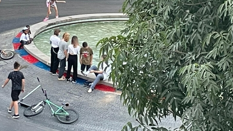 צפו: מול המקווה המשודרג בריכת - חדשות בפתח תקווה