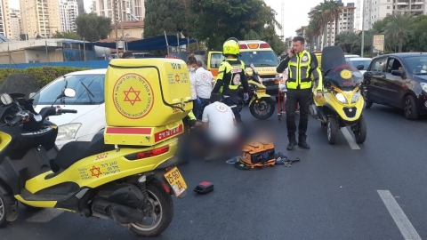 רוכב אופניים נפצע בינוני מפגיעת - חדשות בפתח תקווה