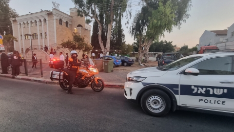 אישה התיזה גז פלפל אל - חדשות בפתח תקווה
