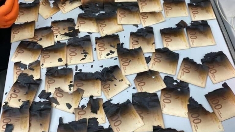  רצתה לחטא את השטרות מקורונה - חדשות בפתח תקווה