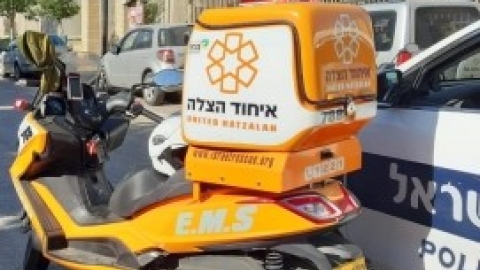 "התלמידים מצאו אותו שרוע על - חדשות בפתח תקווה
