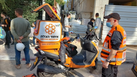 בן 28 נפל מגובה באתר - חדשות בפתח תקווה