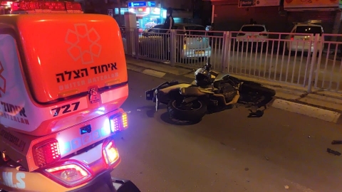 רוכב אופנוע נפצע בינוני מפגיעת - חדשות בפתח תקווה