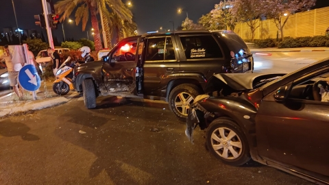2 נפגעים בתאונה בכביש 40 - חדשות בפתח תקווה