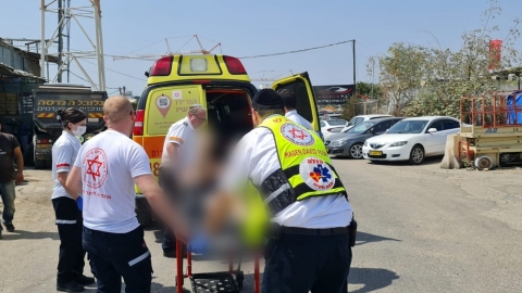 בן 50 נפצע קשה מצמיג - חדשות בפתח תקווה