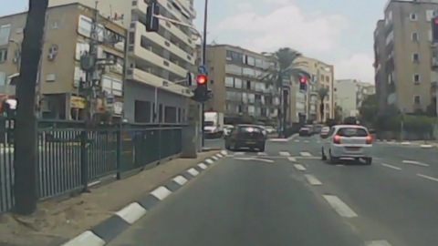 לא עוצרים באדום - חדשות בפתח תקווה