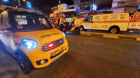 הולך רגל נפצע מפגיעת אופנוע - חדשות בפתח תקווה