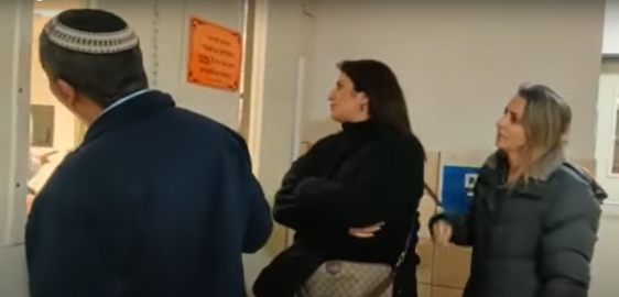הפגנה בישיבת המועצה: "כשלא אפשרו - חדשות בפתח תקווה