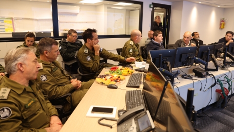 מפקד פיקוד העורף האלוף רפי - חדשות בפתח תקווה