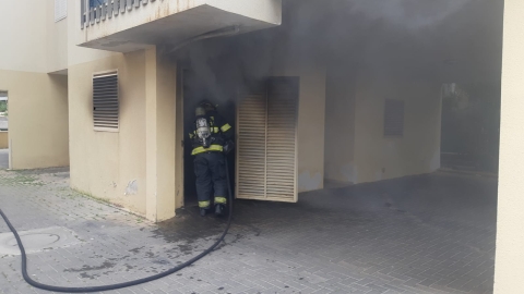 שריפה פרצה בחדר שירות מתחת - חדשות בפתח תקווה