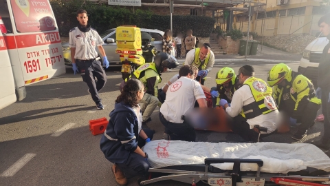 בת 14 נפגעה מרכב ברח' - חדשות בפתח תקווה