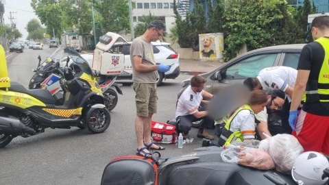רוכב אופנוע נפגע מרכב - - חדשות בפתח תקווה