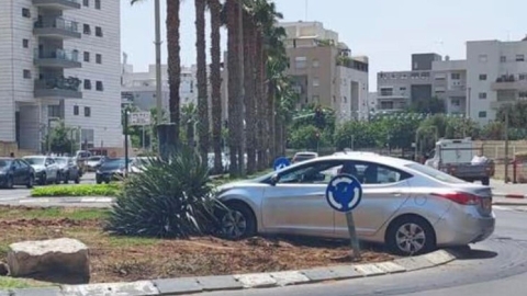 בכיכר המשיך ישר - חדשות בפתח תקווה