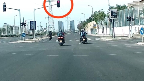 כמה וולט יש לשליחים האלה? - חדשות בפתח תקווה
