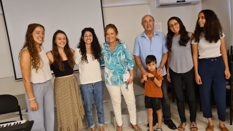 הנהלת נעמת במרחב העניקה מלגות - חינוך בפתח תקווה