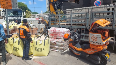 פועל נפצע בינוני במהלך עבודתו - חדשות בפתח תקווה
