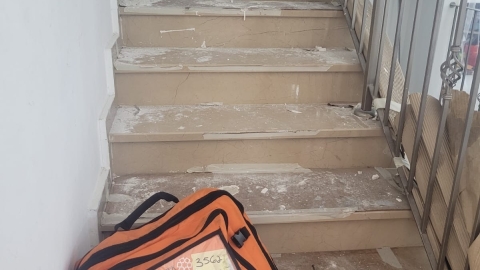 גבר נפל מגובה ונחבל בראשו - חדשות בפתח תקווה