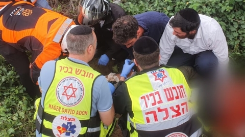 רוכב אופנוע נפגע מרכב סמוך - חדשות בפתח תקווה