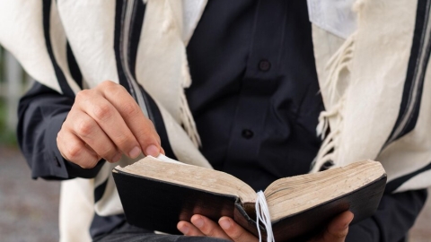 רצה להרבות שיח. עבר למאה - חדשות בפתח תקווה